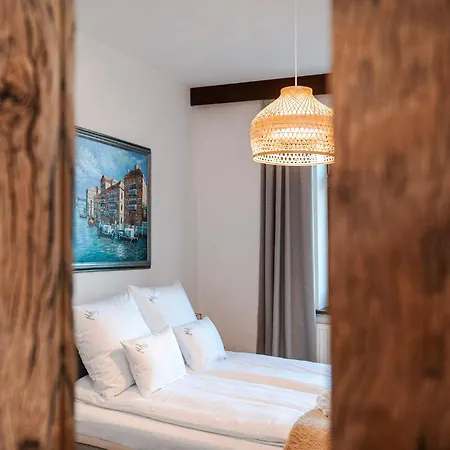 Aloj - Centrum Apartament *