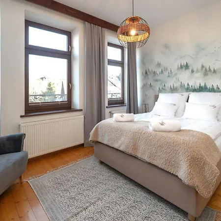 Apartment Aloj - Centrum *